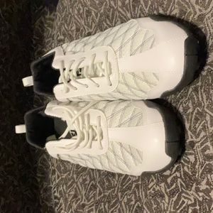 Women’s Footjoy Superlites golf shoes